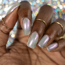 Load image into Gallery viewer, Tail Scales