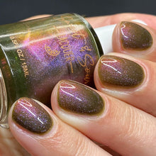 Load image into Gallery viewer, Slightly Mildewed