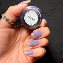 Load image into Gallery viewer, Faceted